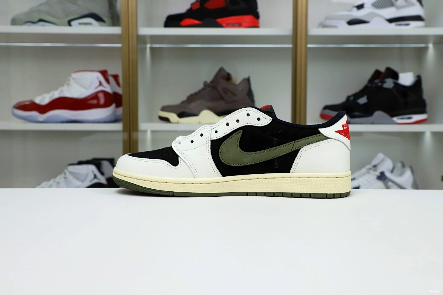 TRAVIS NIKE 1 OG AIR JORDAN “Olive” SCOTT X LOW 0113